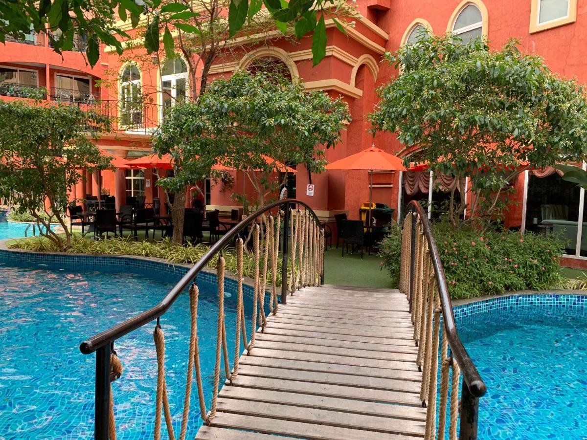 Seven Seas Condo Resort Jomtien Beach Extérieur photo
